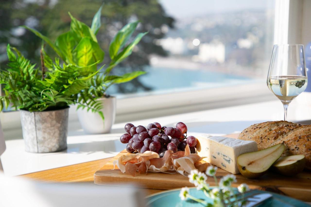 Wellswood Apartment - Sunny Apartment With Stunning Sea Views And Private Balcony Torquay Exterior photo